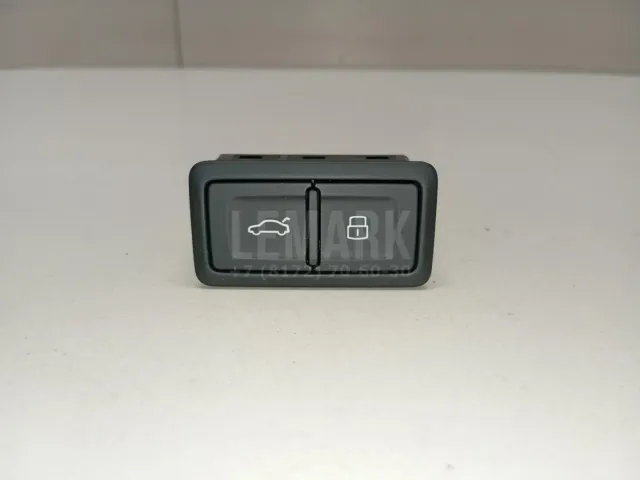 Кнопка закрывания багажника для  Audi Q3 (8U) 2012-2018