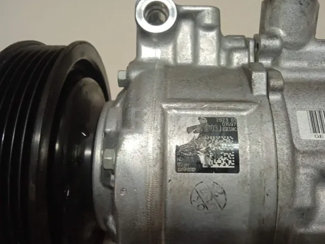 Компрессор кондиционера для  Citroen C5 2004-2008
