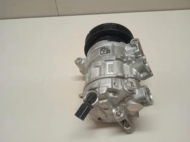 Компрессор кондиционера для  Citroen C5 2004-2008