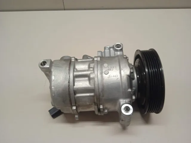 Компрессор кондиционера для  Citroen C5 2004-2008