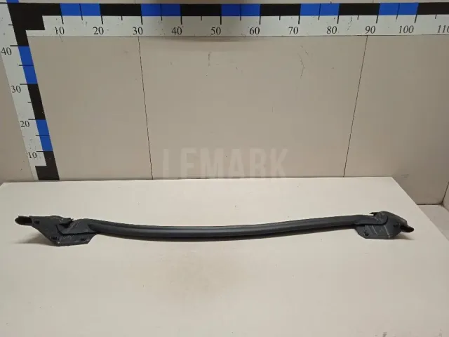 Уплотнитель стекла двери для  Audi A6 [C6,4F] 2004-2011