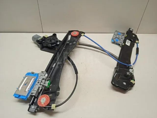 Стеклоподъемник электр. задний правый для  Ford Fiesta 2008-2019