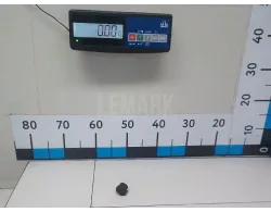 Отбойник капота