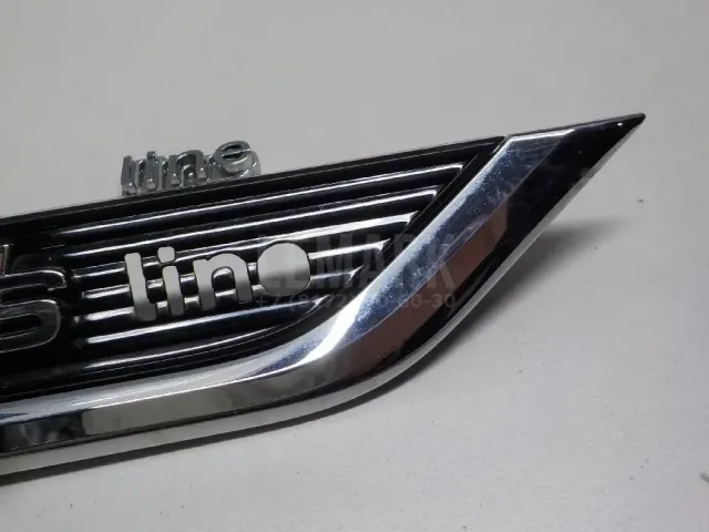Молдинг переднего правого крыла для  Audi A3 (8L1) 1996-2003