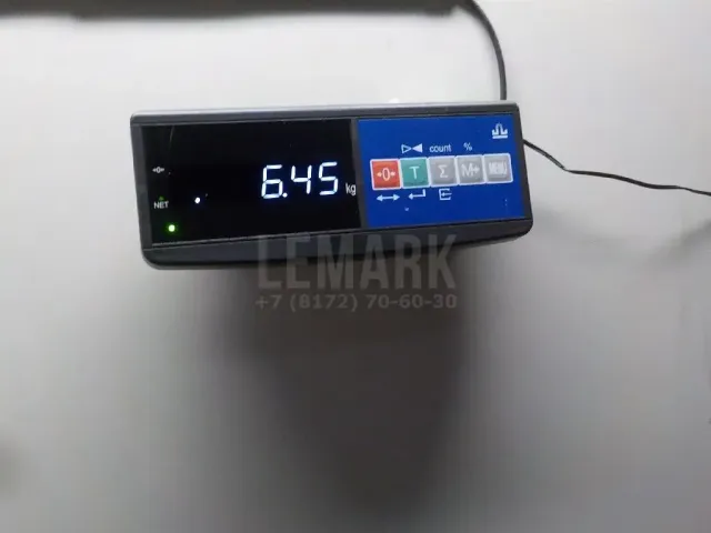 Стекло двери багажника