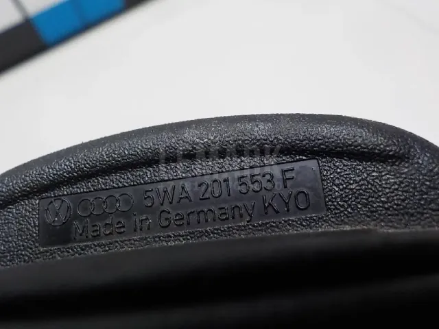 Крышка топливного бака для  Audi A1 (8X) 2010-2018