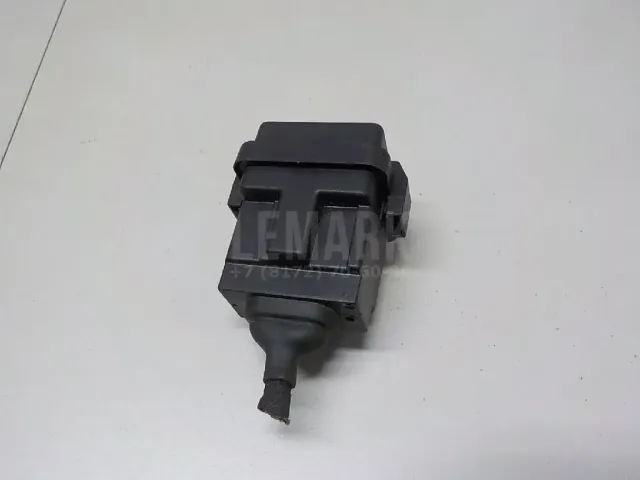 Блок предохранителей для  Audi 100 [C4] 1991-1994