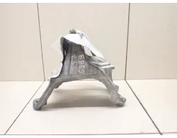 Кронштейн двигателя правый