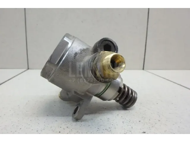 Насос (ТНВД) бензиновый для  Ford Kuga 2008-2012
