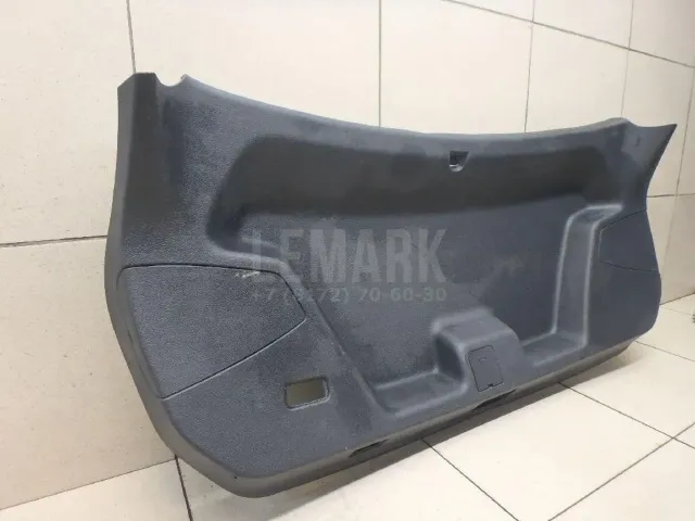 Обшивка двери багажника для  Audi Q3 (8U) 2012-2018