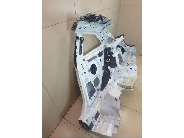 Крыло заднее правое для  BMW X6 E71 2008-2014