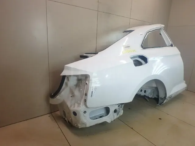 Крыло заднее правое для  BMW X6 E71 2008-2014