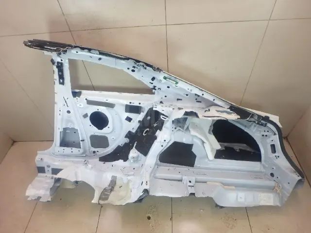 Крыло заднее правое для  BMW X6 E71 2008-2014