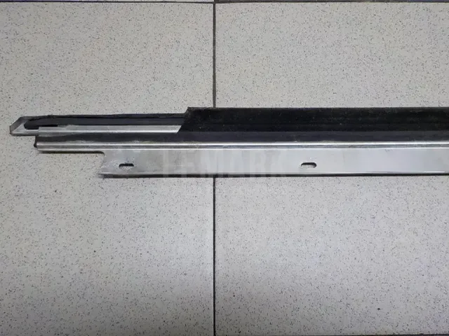Накладка стекла переднего правого для  BMW 4-serie F32/F33/F82 2012-2020