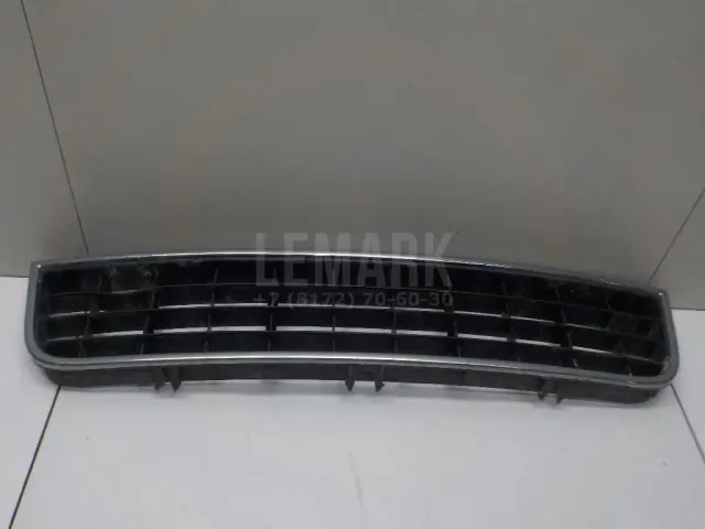 Решетка в бампер центральная для  Audi A2 [8Z0] 2000-2005