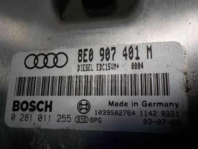 Блок управления двигателем для  Audi A3 (8L1) 1996-2003