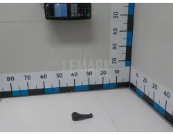 Ручка открывания капота