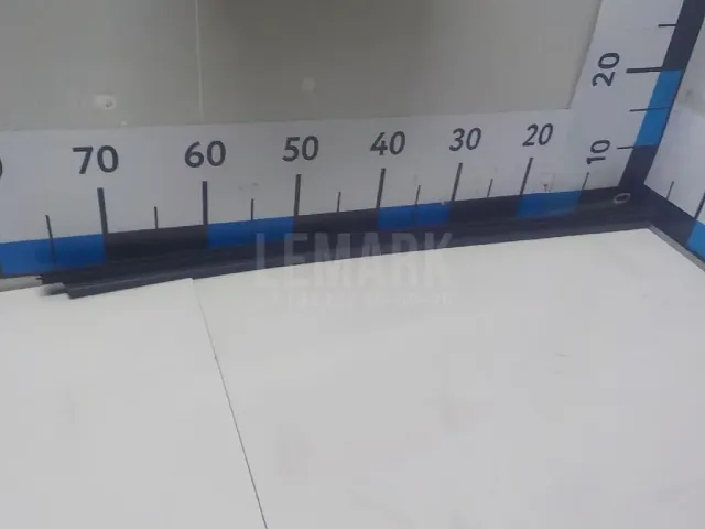 Уплотнитель двери