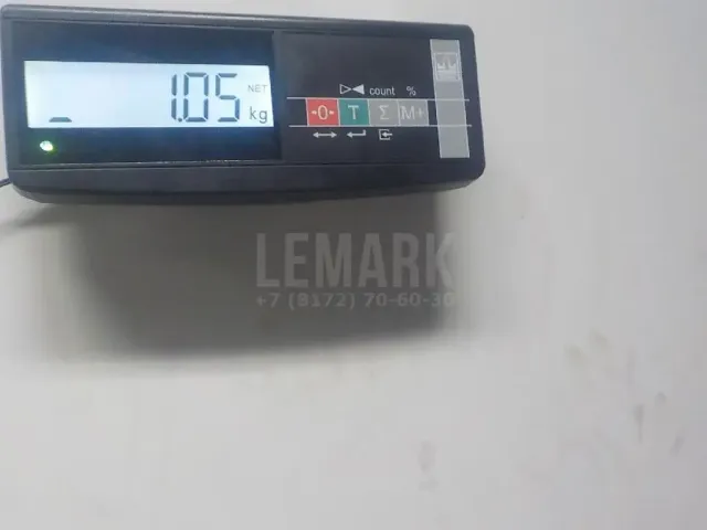 Обшивка крышки багажника