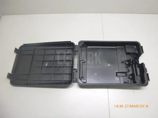 Корпус блока предохранителей для  Audi A4 [B8] Allroad 2009-2015
