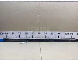 Накладка стекла переднего левого