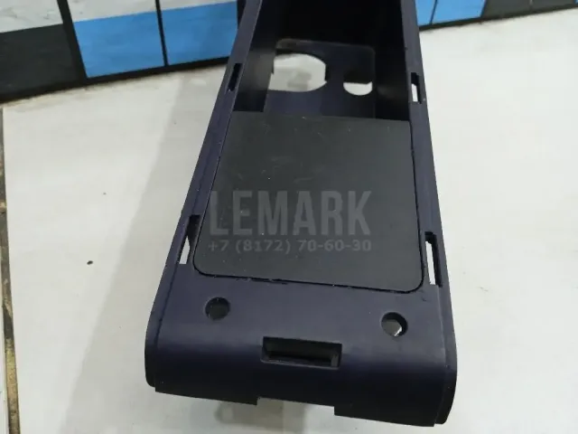 Ящик передней консоли для  BMW X1 U11 2022