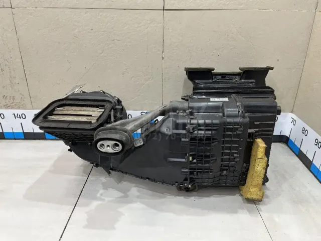 Корпус отопителя для  Genesis GV70 2020