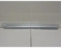 Молдинг задней правой двери
