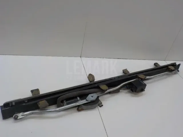 Шторка солнцезащитная