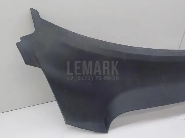 Кожух замка капота для  Dodge Intrepid 1998-2004