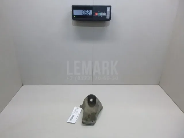Кронштейн АКПП правый
