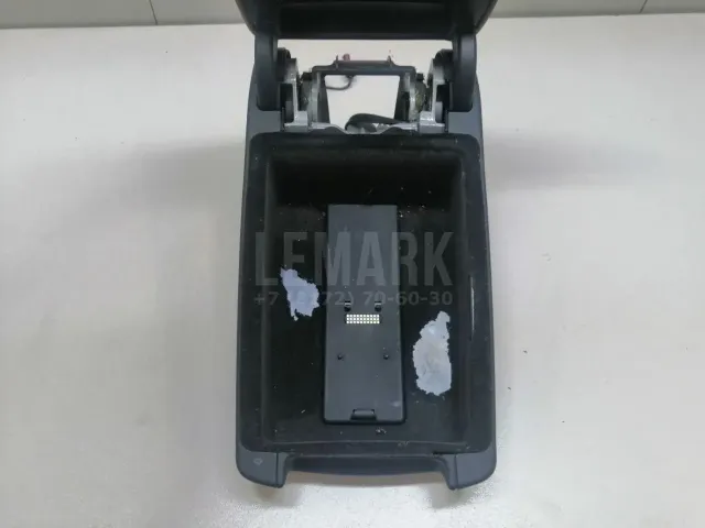 Подлокотник для  Fiat Stilo 2002-2010