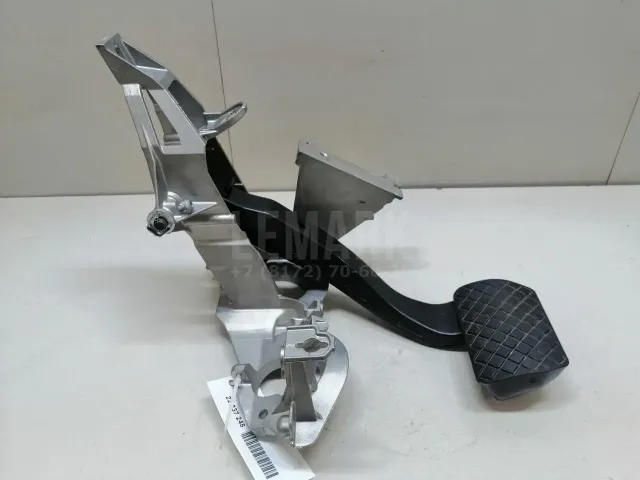 Педаль тормоза для  Chrysler Pacifica 2003-2008