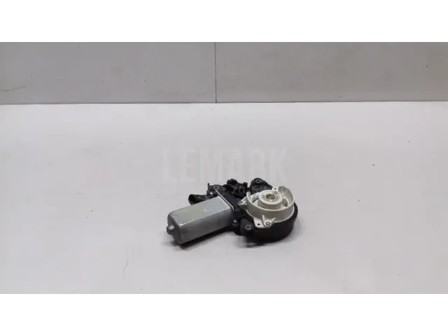 Механизм замка двери