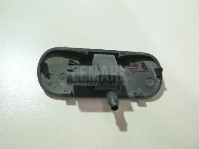 Форсунка омывателя лобового стекла