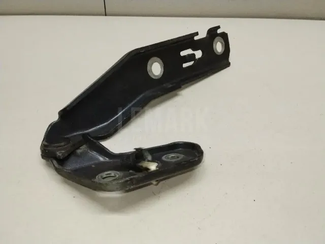 Петля капота левая для  BMW 5-serie F10/F11 2009-2016