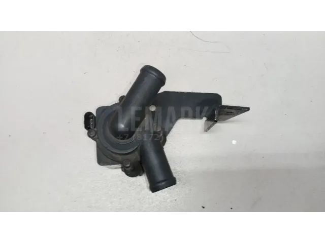 Насос (помпа) электрический для  Ford Fiesta 2001-2008