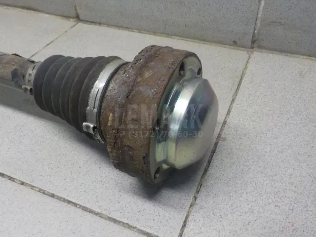 Полуось задняя