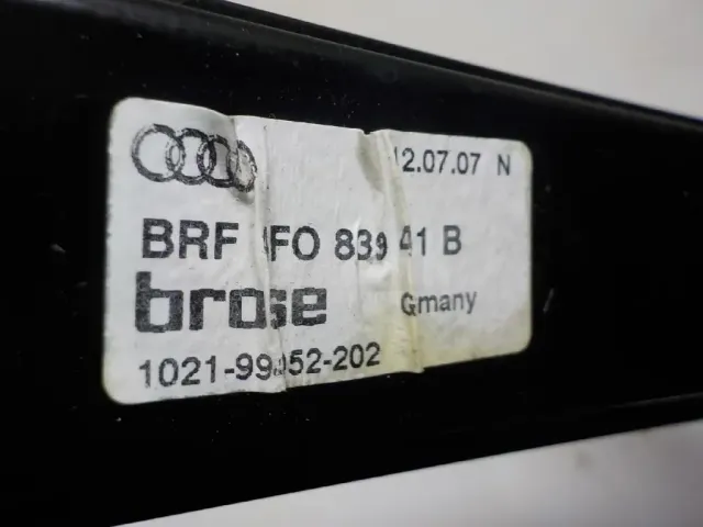 Стеклоподъемник электр. задний левый для  Ford Fiesta 2008-2019