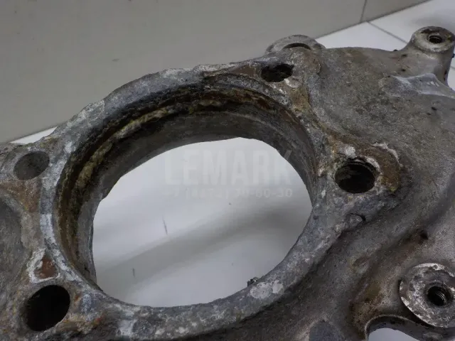 Кулак поворотный передний правый для  Audi A6 [C4] 1994-1997
