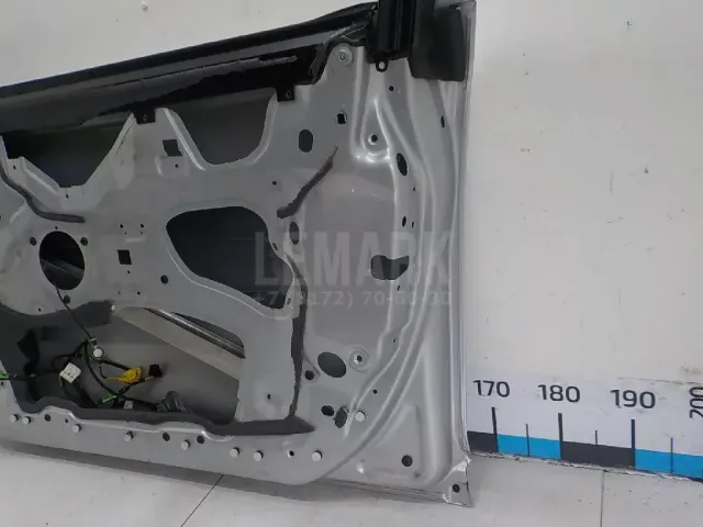 Дверь передняя правая для  Audi A6 [C6,4F] 2004-2011