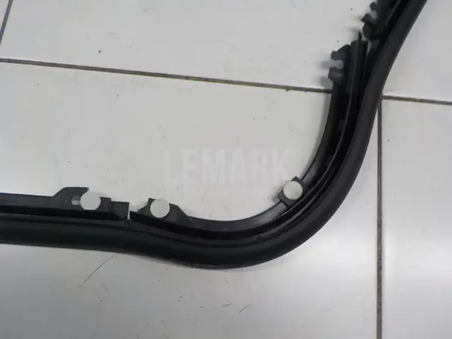 Уплотнитель двери для  Exeed TXL (M32T) 2019