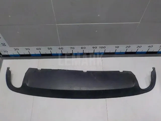 Спойлер заднего бампера