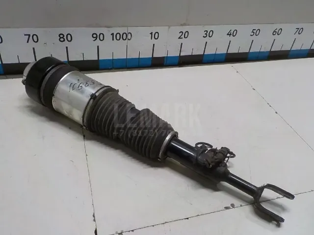 Амортизатор передний левый