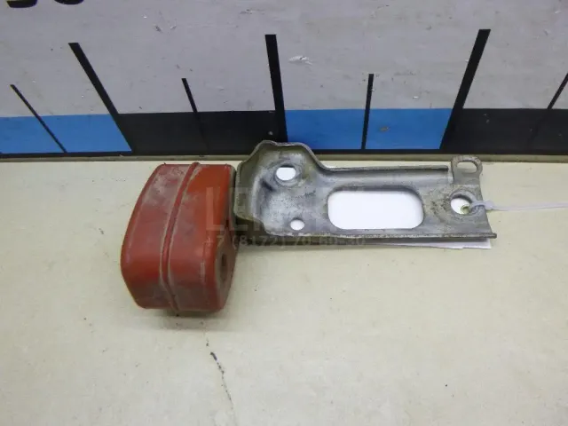 Кронштейн глушителя для  Haval H9 2014-2024