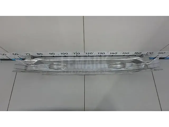 Усилитель переднего бампера для  Audi A8 [4D] 1999-2002