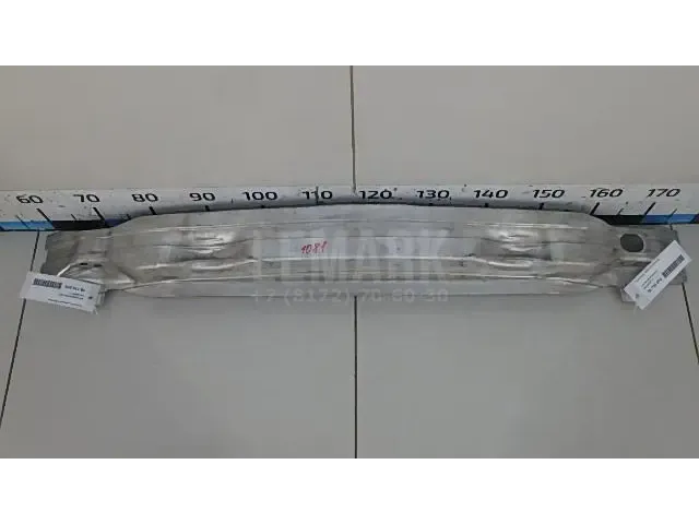 Усилитель переднего бампера для  Audi A8 [4D] 1999-2002