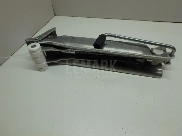 Домкрат
