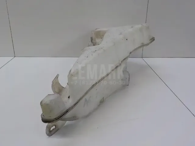 Бачок омывателя лобового стекла