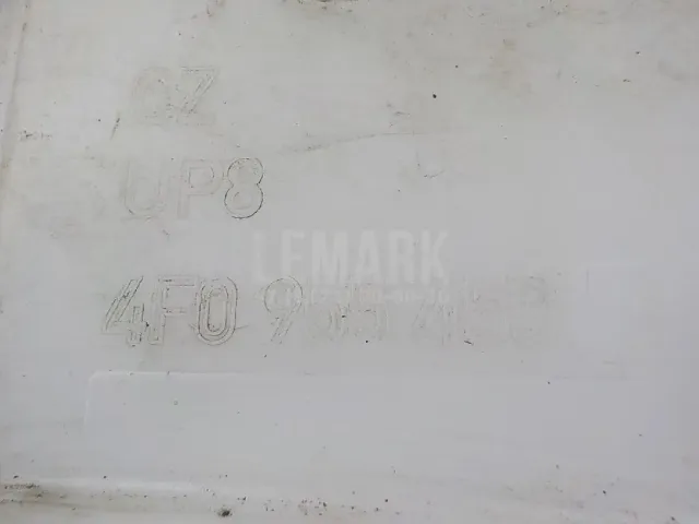 Бачок омывателя лобового стекла